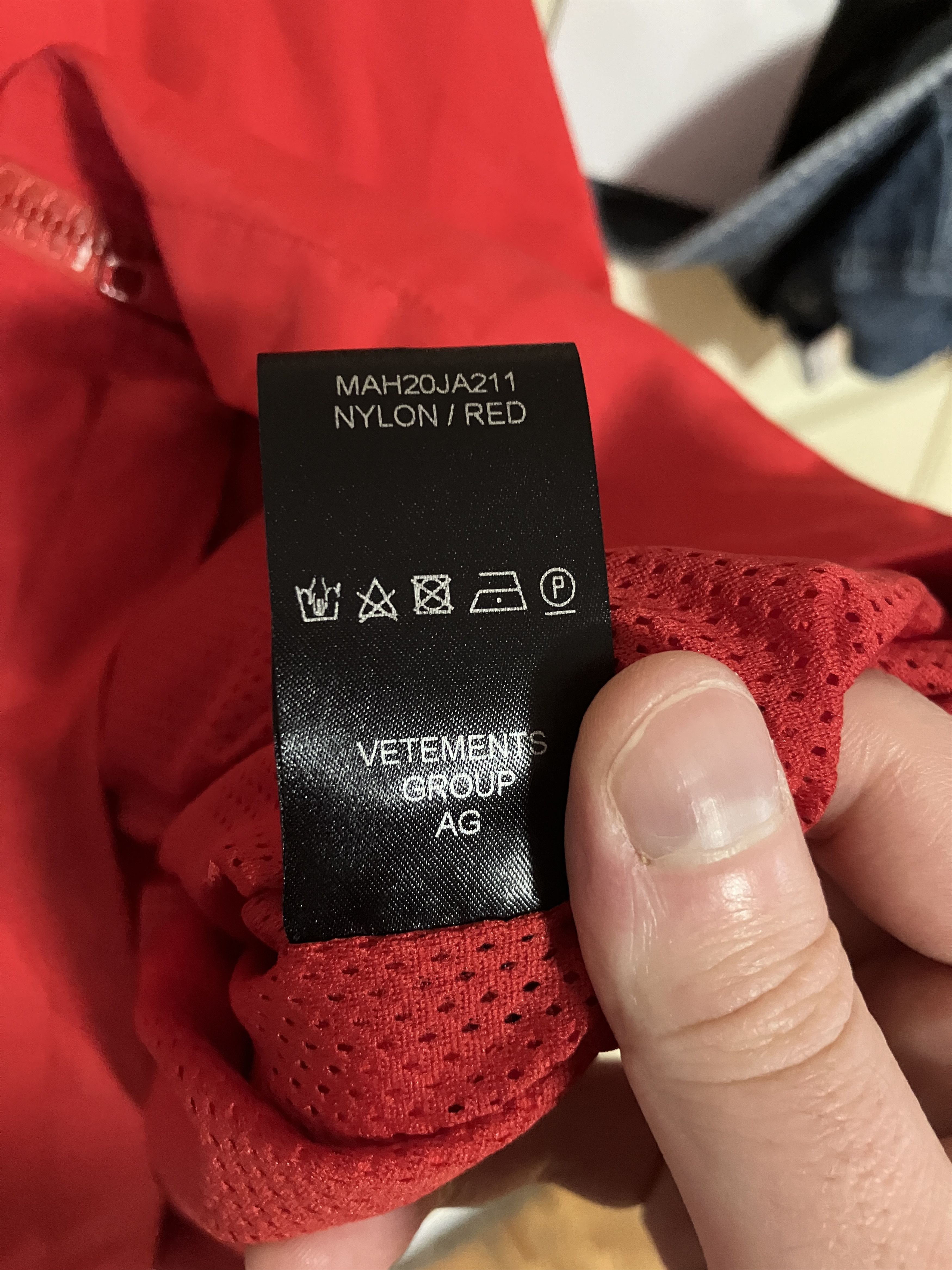 Vetements FW19-20 Anarchy Oversized Track Jacket Size US L / EU 52-54 / 3 - 12 Thumbnail