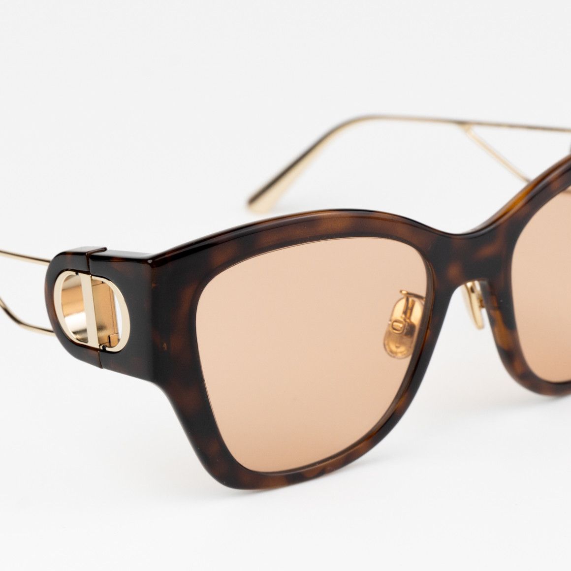 Dior NEW Dior 30MONTAIGNE B2U 26L0 Women Butterfly Sunglasses Size ONE SIZE - 9 Thumbnail