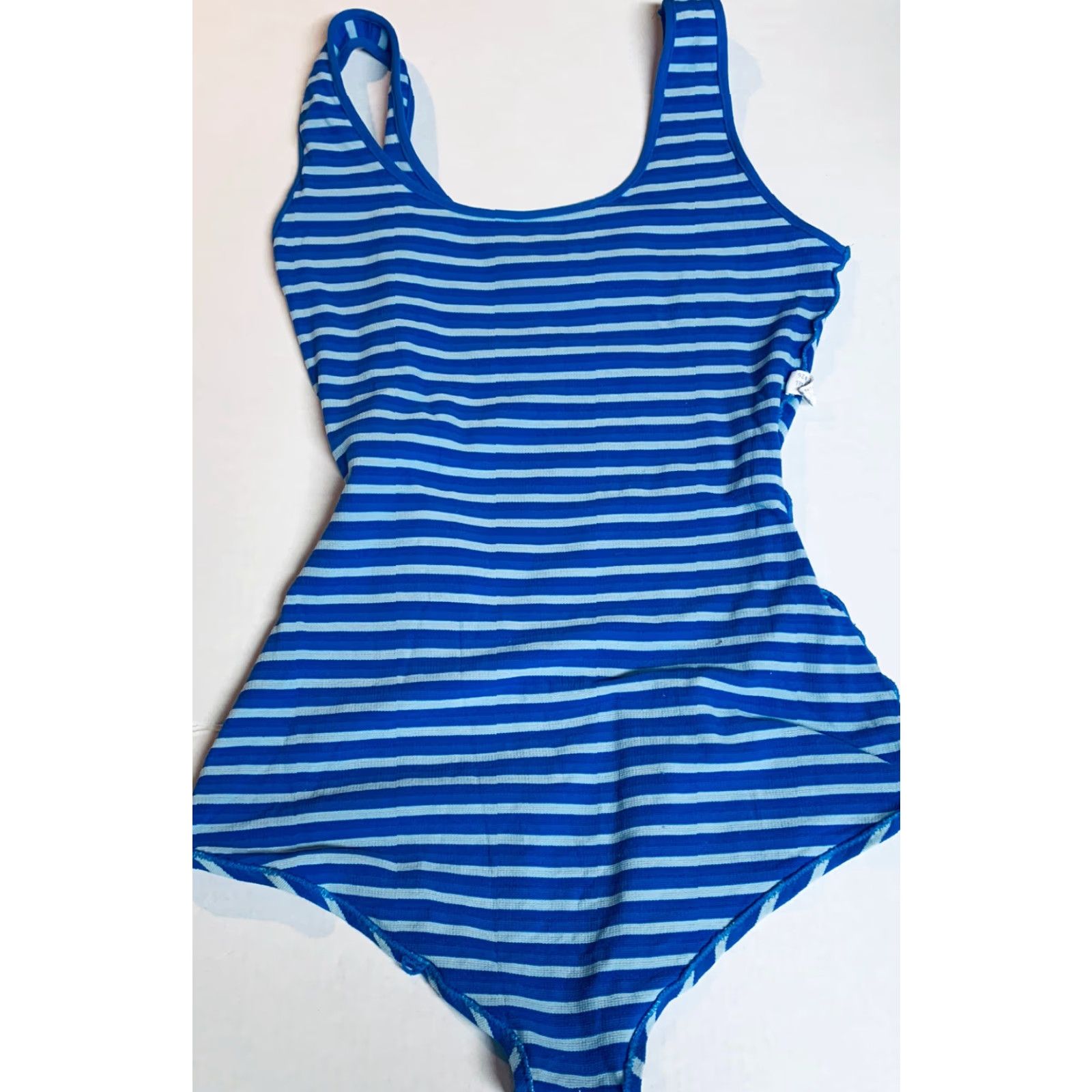 Vintage VINTAGE Magic Lady Swimsuit Body Suit Blue Stripe 100% Nylon Stretch L/XL Womens Men? Size L / US 10 / IT 46 - 3 Thumbnail