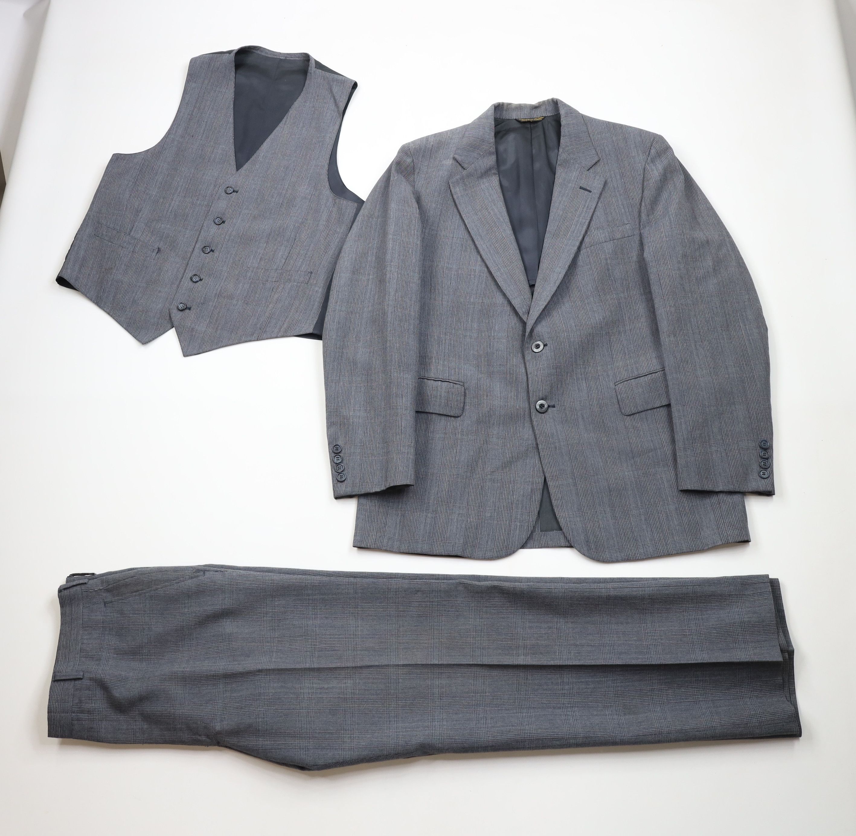Vintage Vintage 70s Streetwear 3 Piece Wool Wedding Suit Size 40R - 1 Thumbnail