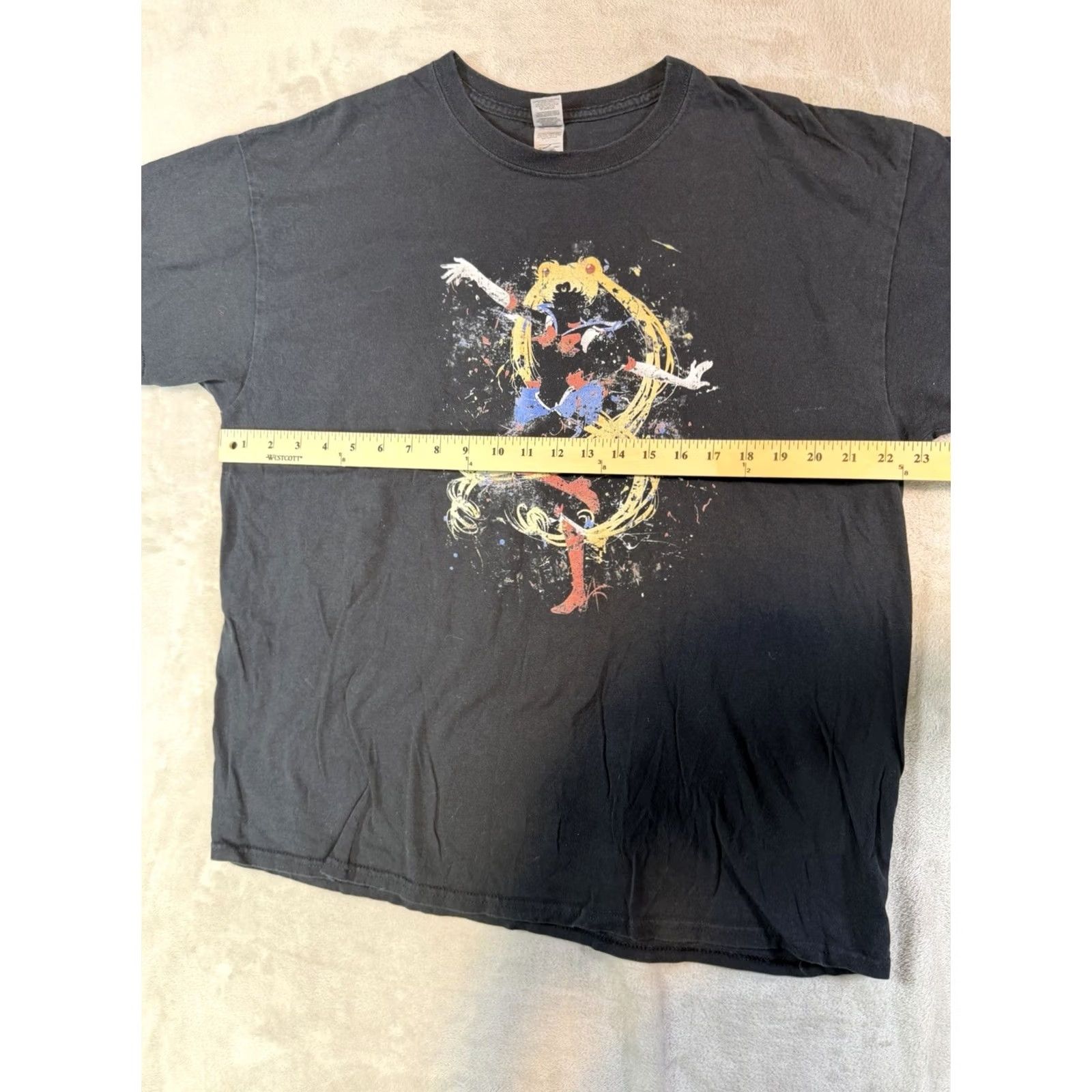 Gildan Gildan Sailor Moon Graphic Tee Men's T-Shirt Black XL Anime Graphic Print Shirt Size US XL / EU 56 / 4 - 3 Thumbnail