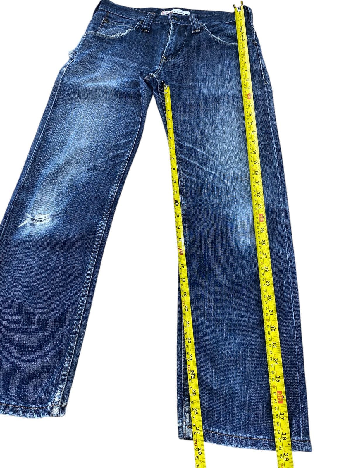 Levi's Levi’s 504 Faded Blue Wash Style Straight Leg Jeans Size US 32 / EU 48 - 8 Thumbnail