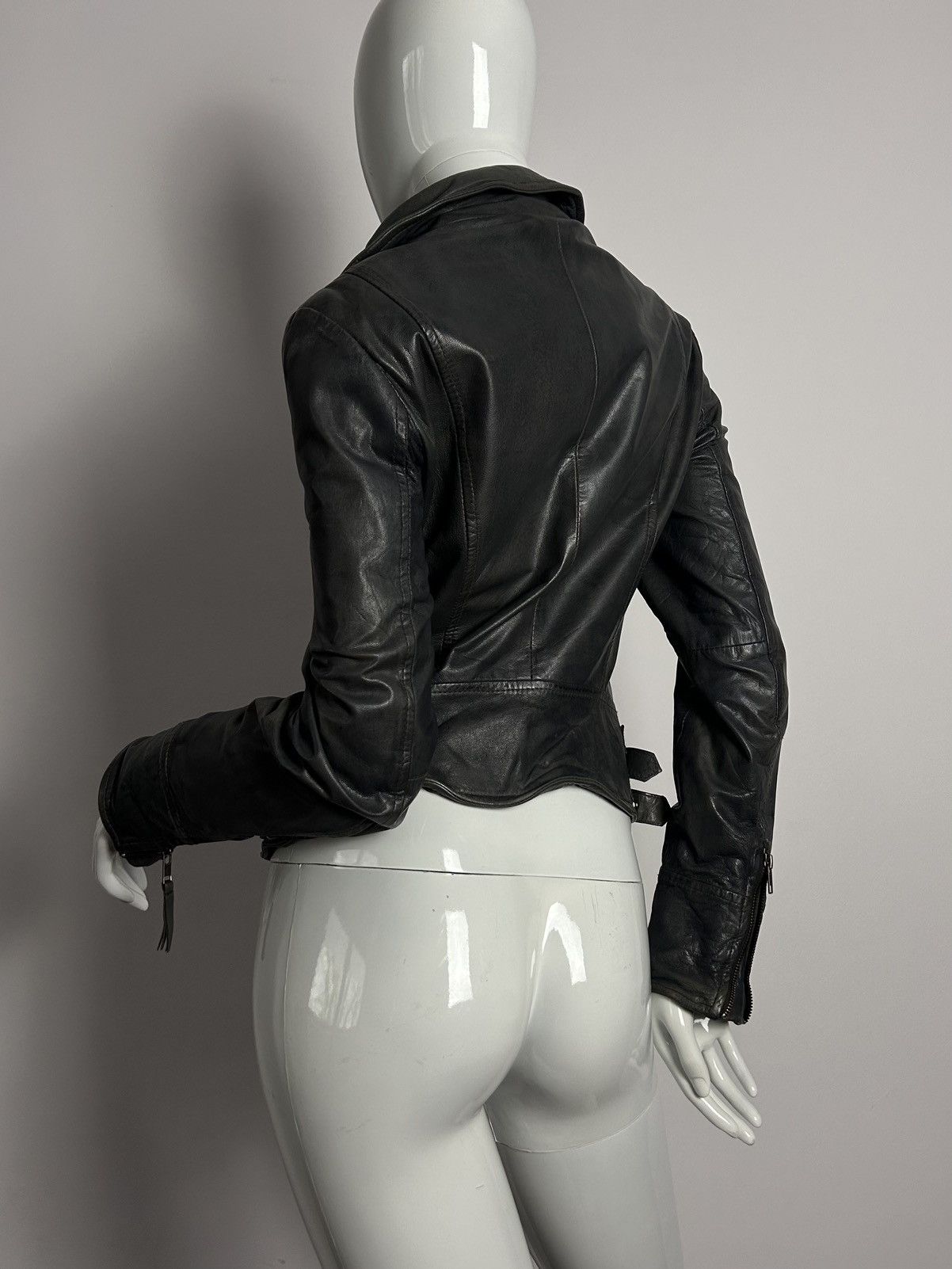 Other Vintage distressed biker asymmetric leather jacket Size S / US 4 / IT 40 - 8 Thumbnail