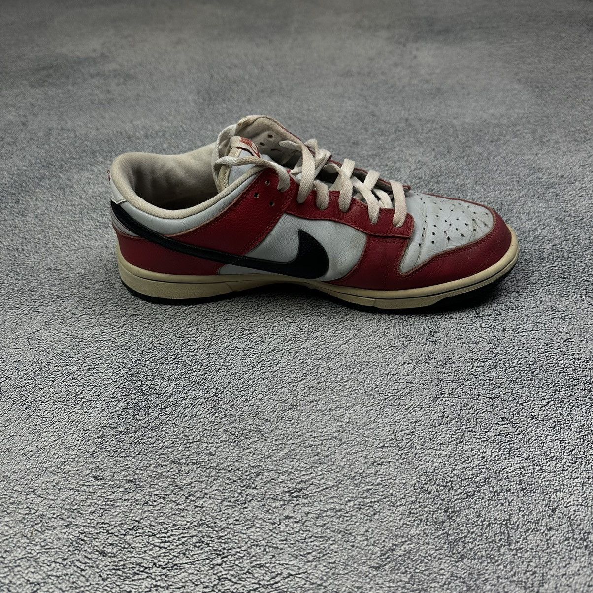 Nike × Vintage Rare! Vintage 2005 Nike Dunk Low Red Sail Black Chicago Size US 10 / EU 43 - 5 Thumbnail