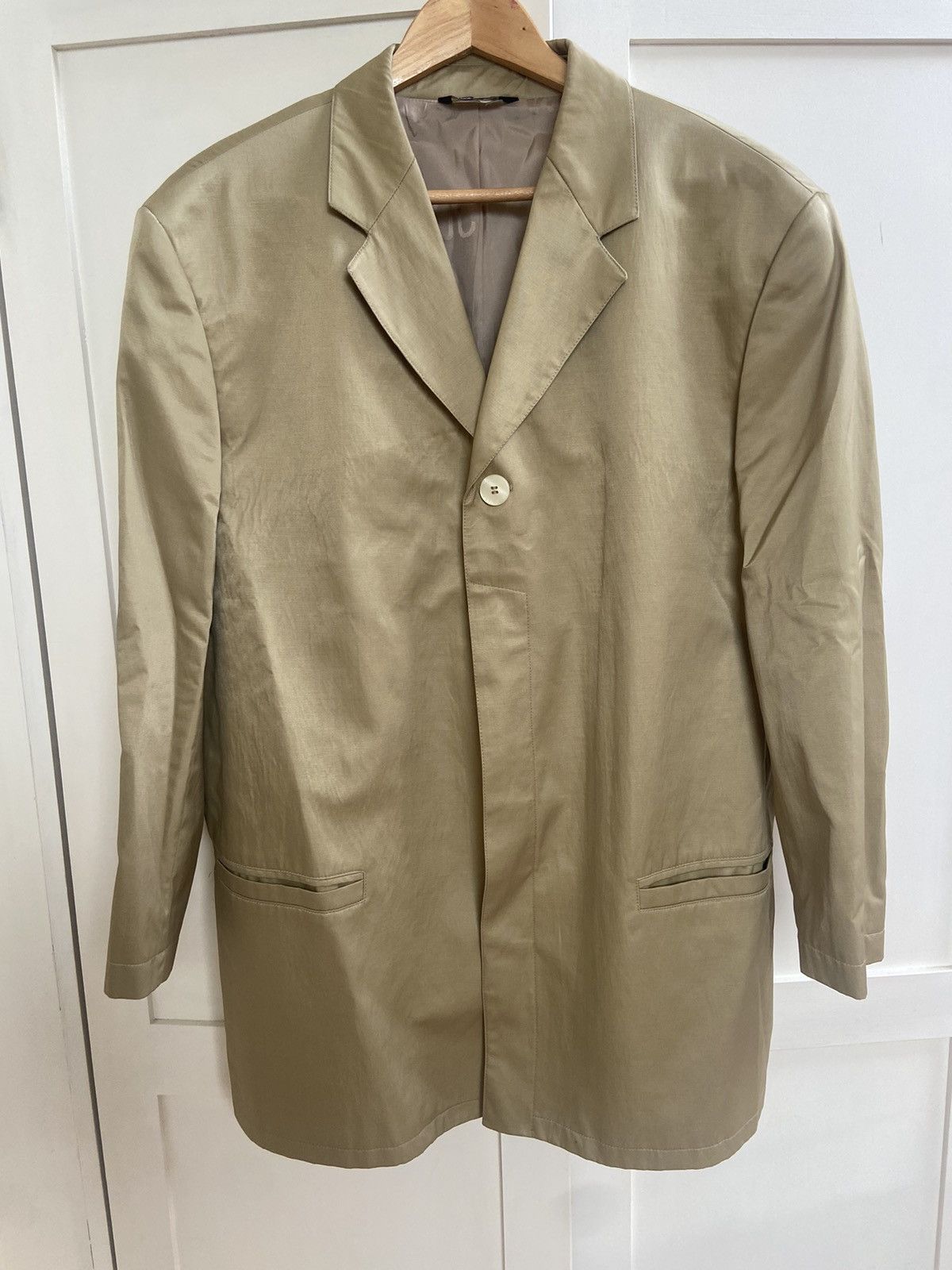 Versace 1990s Gold Four-Button Blazer Size US M / EU 48-50 / 2 - 1 Thumbnail