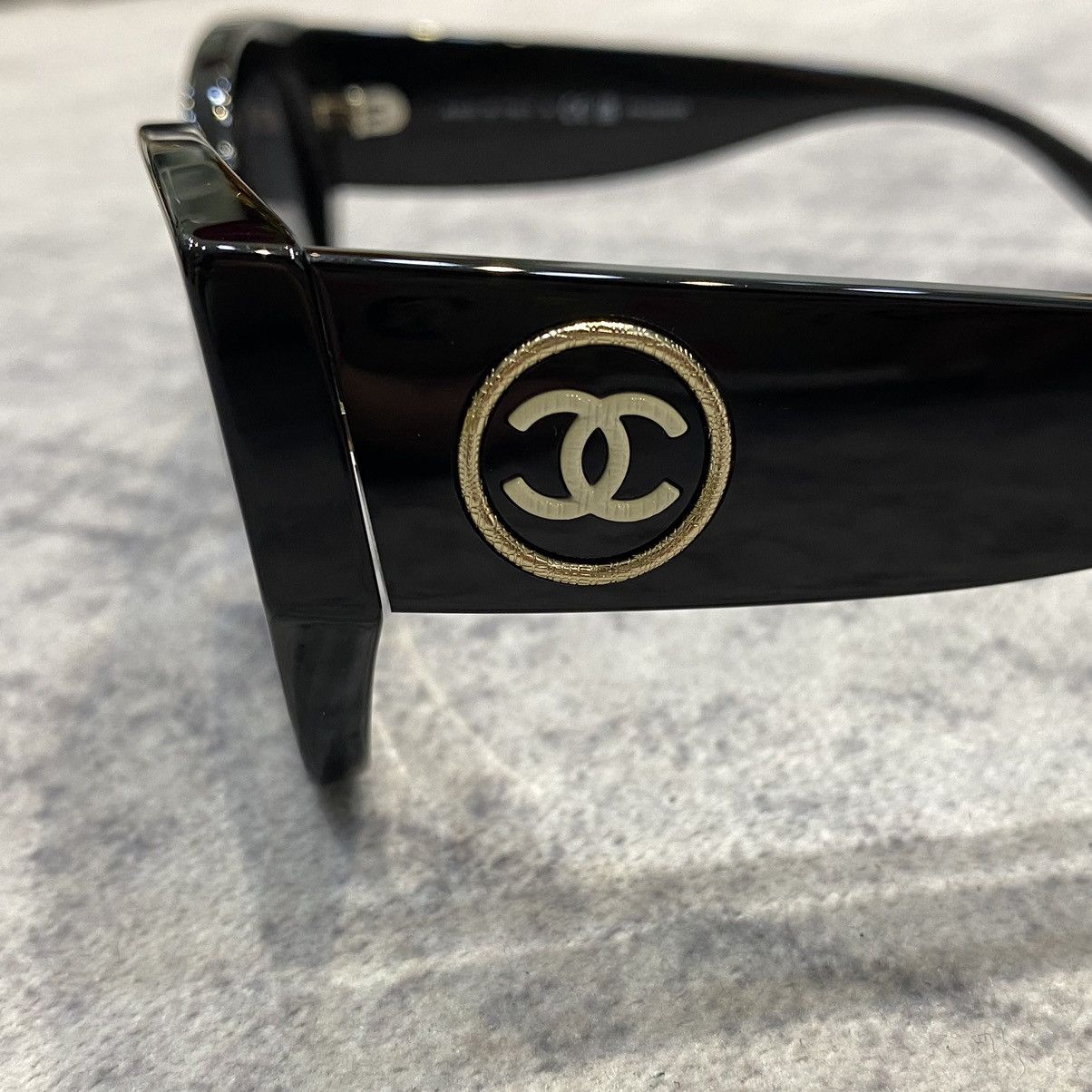 Chanel Chanel 0CH5506 C622S8 Size ONE SIZE - 4 Thumbnail