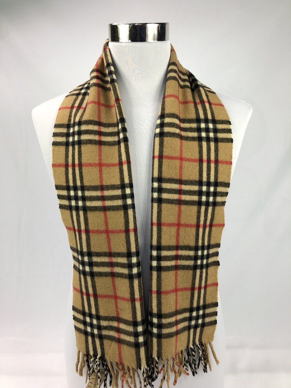 Burberry Scarf / Muffler / Neckwear FS043