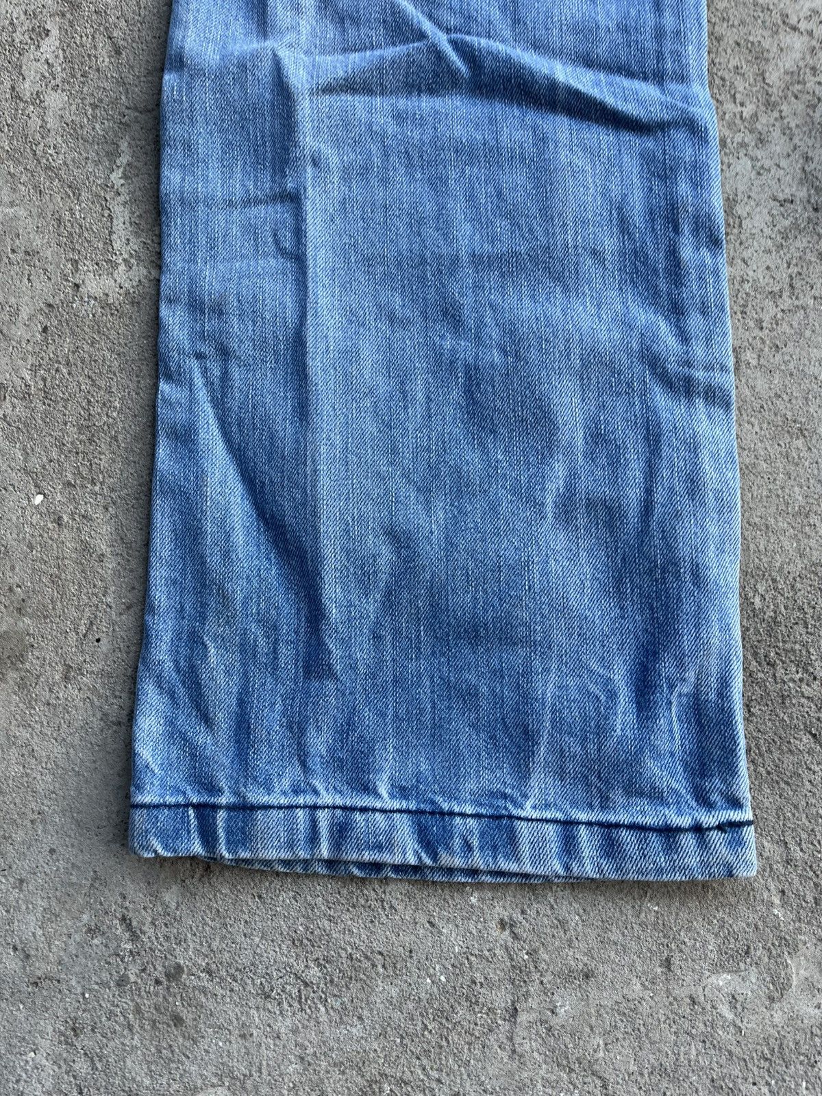 If Six Was Nine × Japanese Brand × Le Grande Bleu (L.G.B.) Jeans Dirty Pants Faded Crash Denim Thrashed Y2K Distressed Size US 34 / EU 50 - 15 Thumbnail