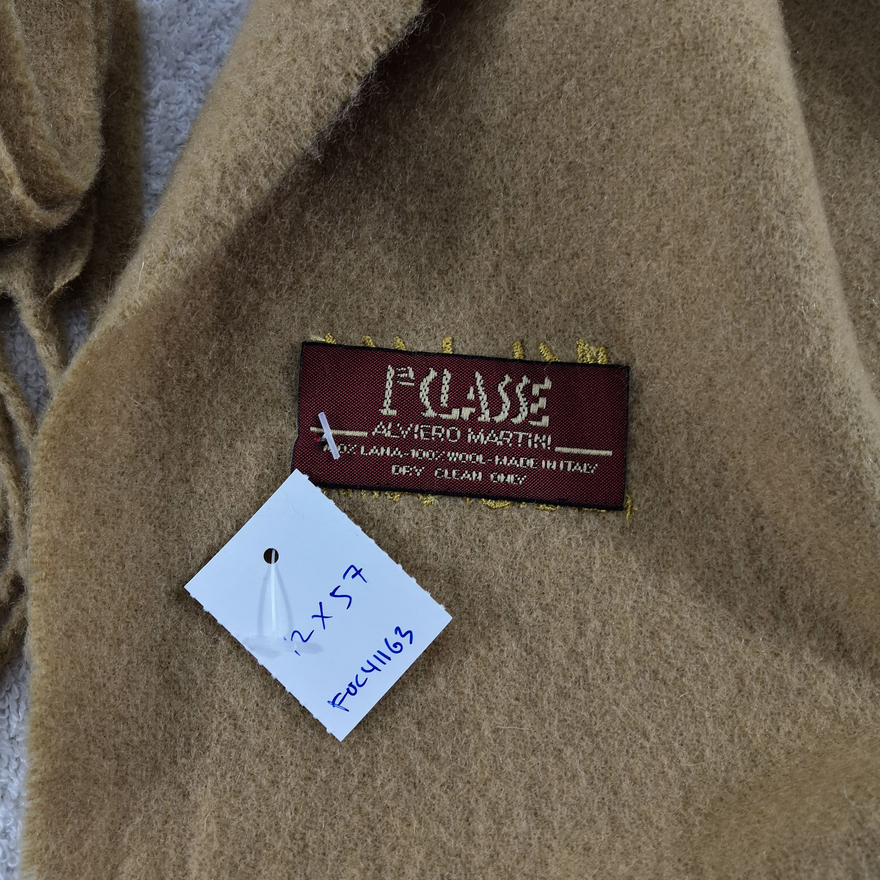 Alviero Martini Vintage Alviero Martini Scarf Muffler Wool Cashmere Scarves Size ONE SIZE - 4 Thumbnail