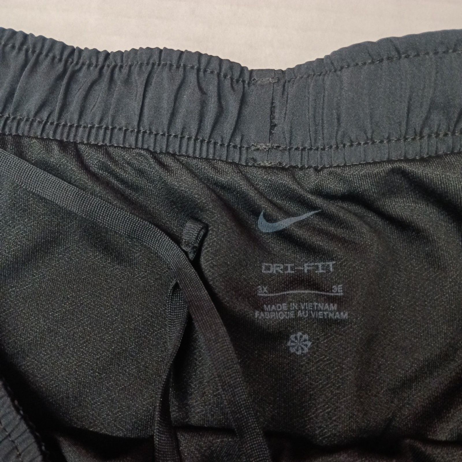 Nike Nike Tempo Plus Size Dri-Fit Athletic Shorts Womens 3X Black Size 30" / US 8 / IT 44 - 3 Thumbnail