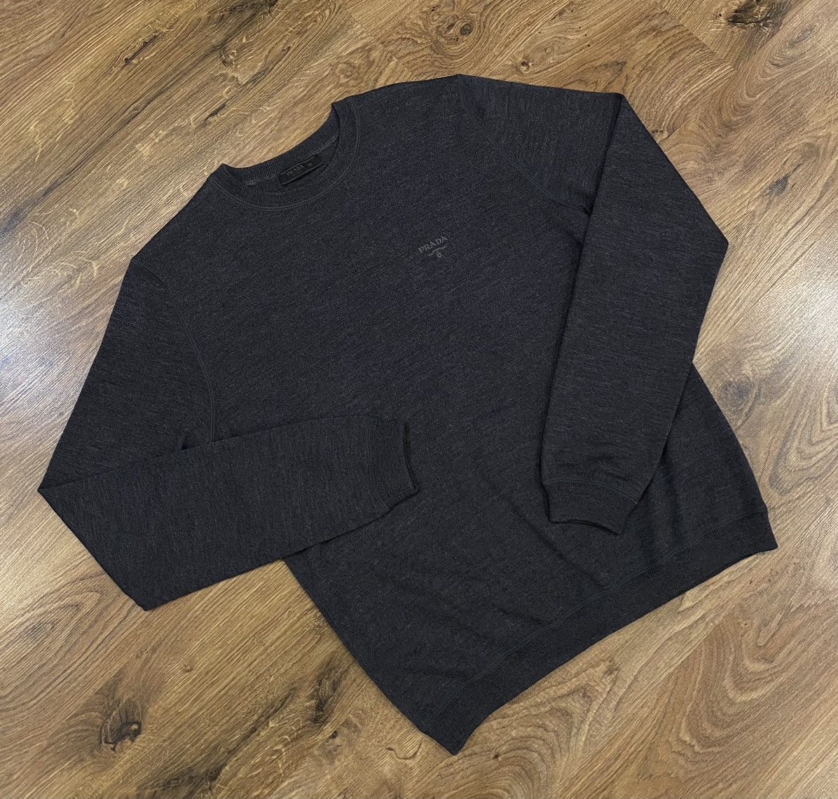 Prada Prada Embroidered Logo Knitted Sweatshirt x Luxury Size US M / EU 48-50 / 2 - 2 Thumbnail