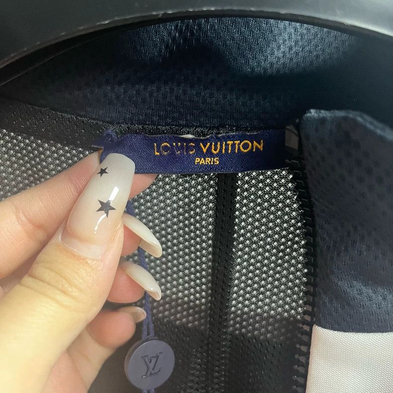 Louis Vuitton Louis Vuitton White monogrammed hockey blazer jacket 2503-N Size US S / EU 44-46 / 1 - 4 Thumbnail