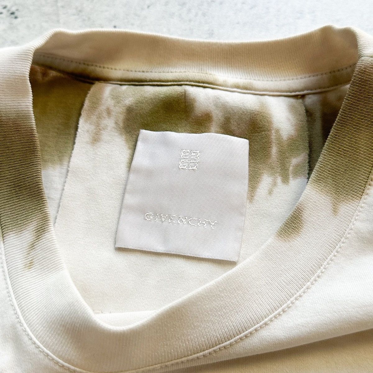 Givenchy Tie-dye Heart T-Shirt Size US L / EU 52-54 / 3 - 5 Thumbnail