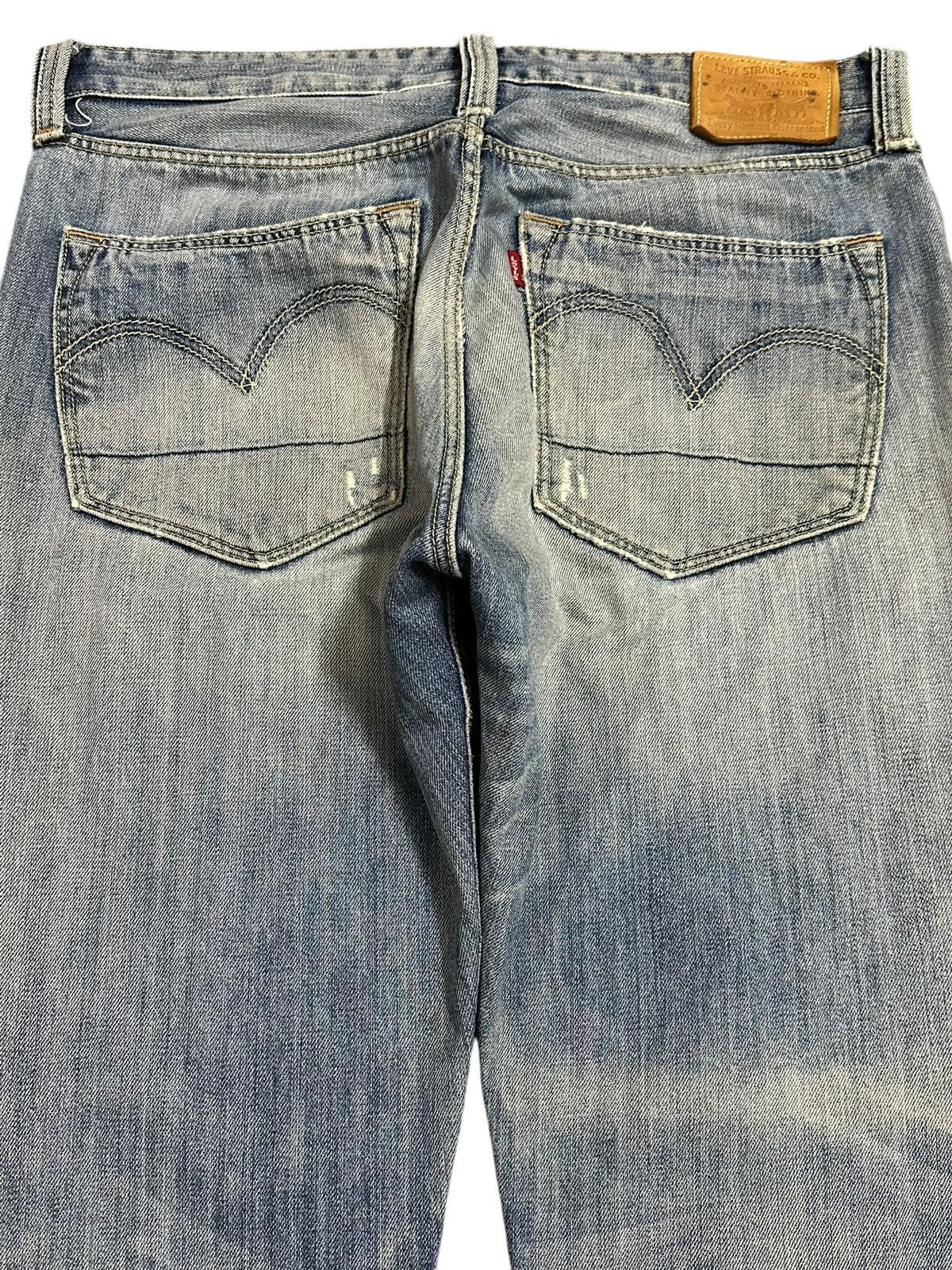 Levi's Vintage 90s Levis Faded Wash Distressed Style Loose Jeans Size US 35 - 5 Thumbnail