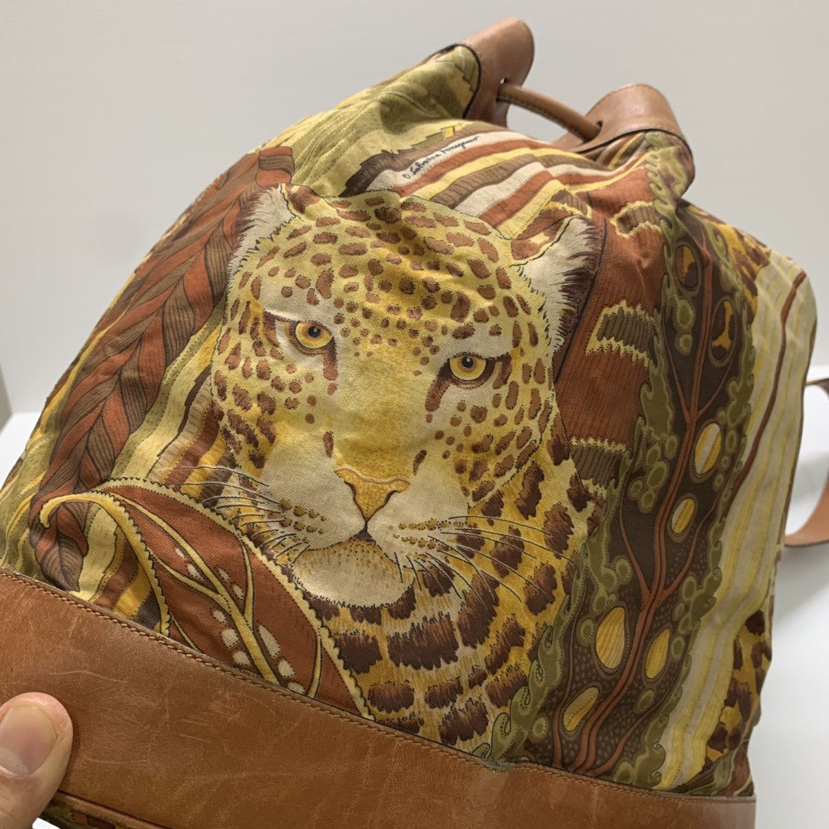 Salvatore Ferragamo Salvatore Ferragamo Flora Bucket Bag Size ONE SIZE - 8 Thumbnail