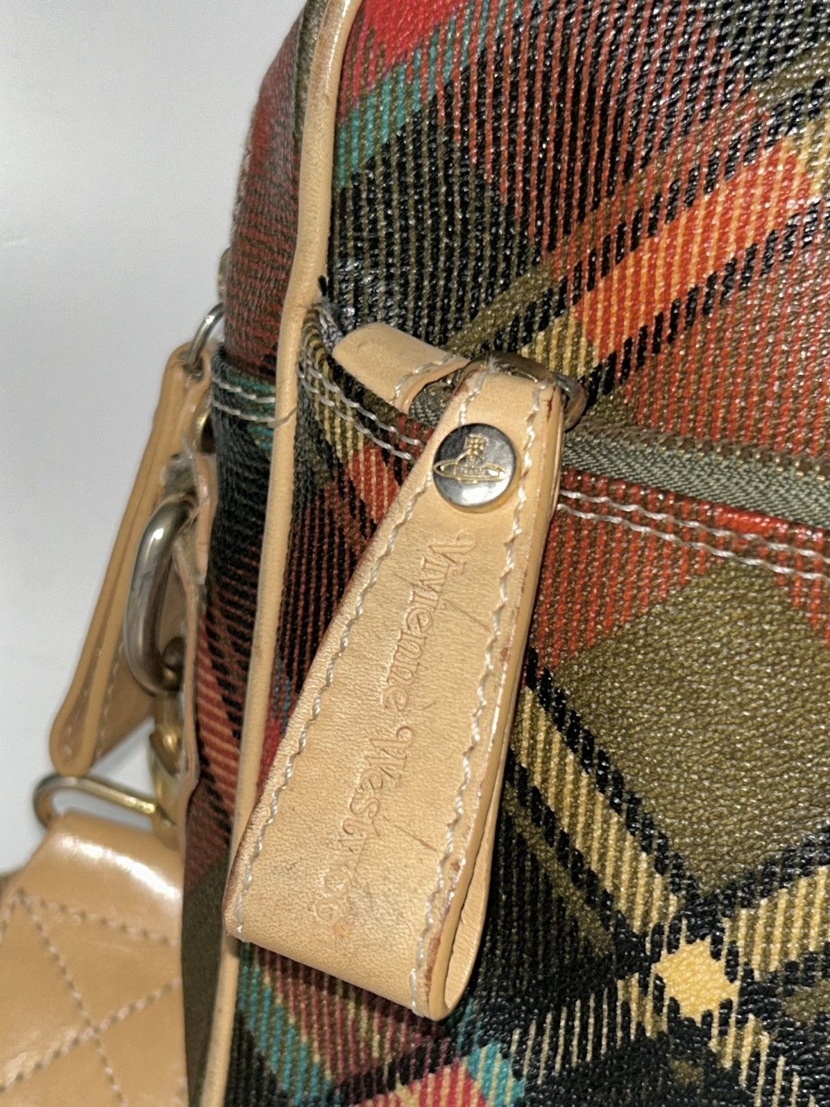 Vivienne Westwood VINTAGE Vivienne Westwood Derby Crossbody Bag & ID Tag Size ONE SIZE - 4 Thumbnail