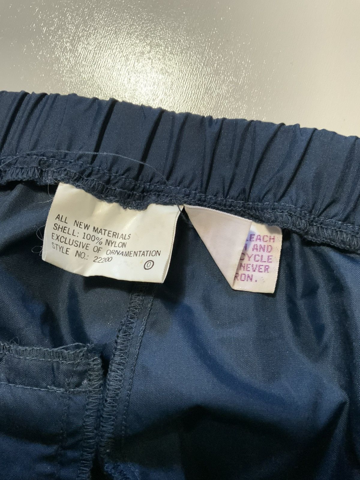 Vintage Vintage SKYR Ski Wear Snowboard Side Zip Windbreaker Pants Size US 36 / EU 52 - 8 Thumbnail