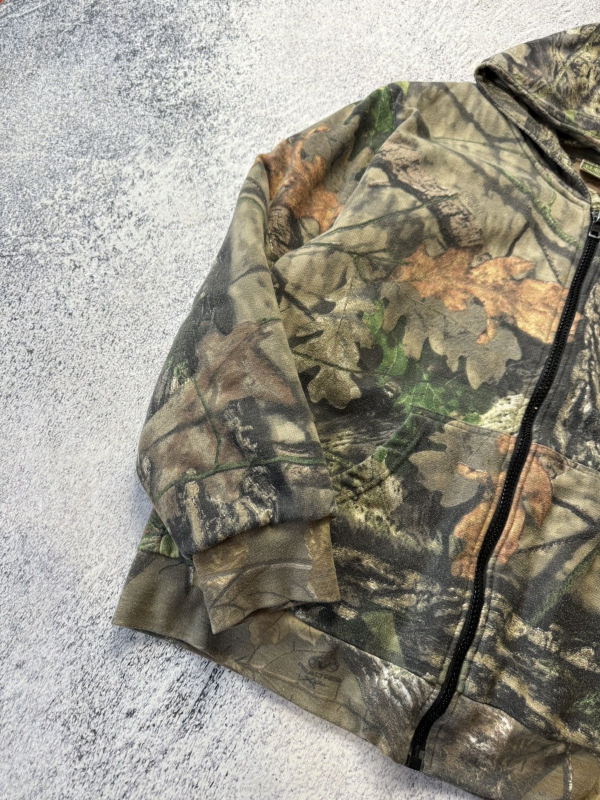 Carhartt Crazy Vintage Y2K Realtree Camo Zip Hoodie Carhartt Style Size US M / EU 48-50 / 2 - 12 Thumbnail
