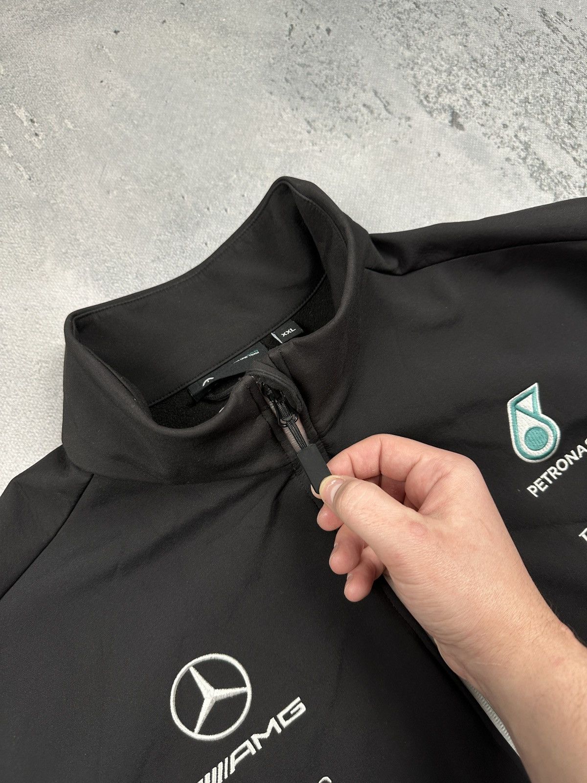 Formula 1 Mercedes AMG Petronas Formula One Team Softshell Jacket y2k Size US XXL / EU 58 / 5 - 6 Thumbnail