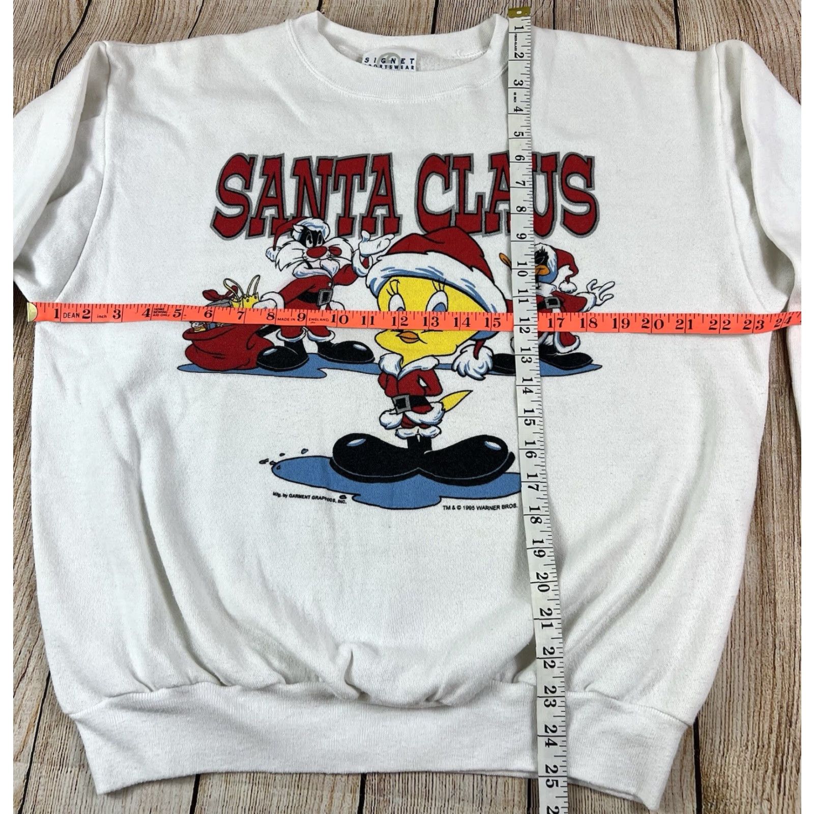 Vintage VINTAGE Santa Claus Looney Tunes Christmas Sweatshirt L White 90s Cartoon Graphic Print Mens Pullover Size L Size US L / EU 52-54 / 3 - 4 Thumbnail