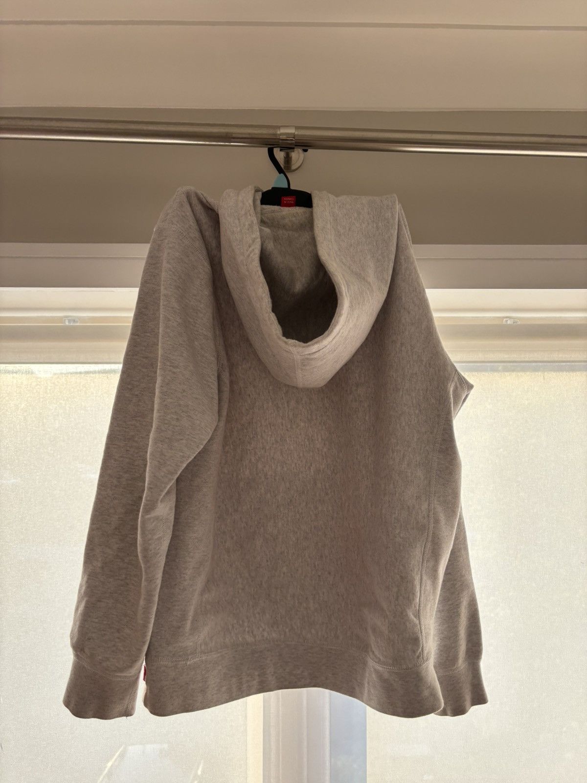 Supreme Supreme SS19 Grey Apple Hoodie Size US M / EU 48-50 / 2 - 2 Thumbnail