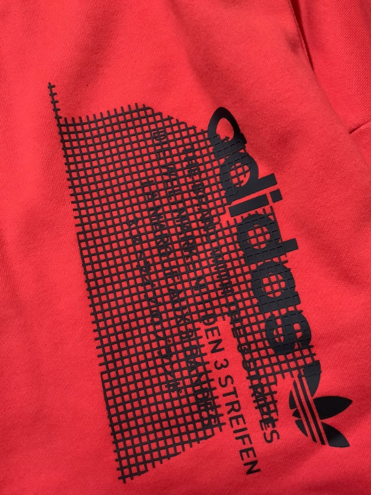 Adidas $125 Adidas Originals NMD Trefoil Red Pullover Sweatshirt Size US L / EU 52-54 / 3 - 8 Thumbnail