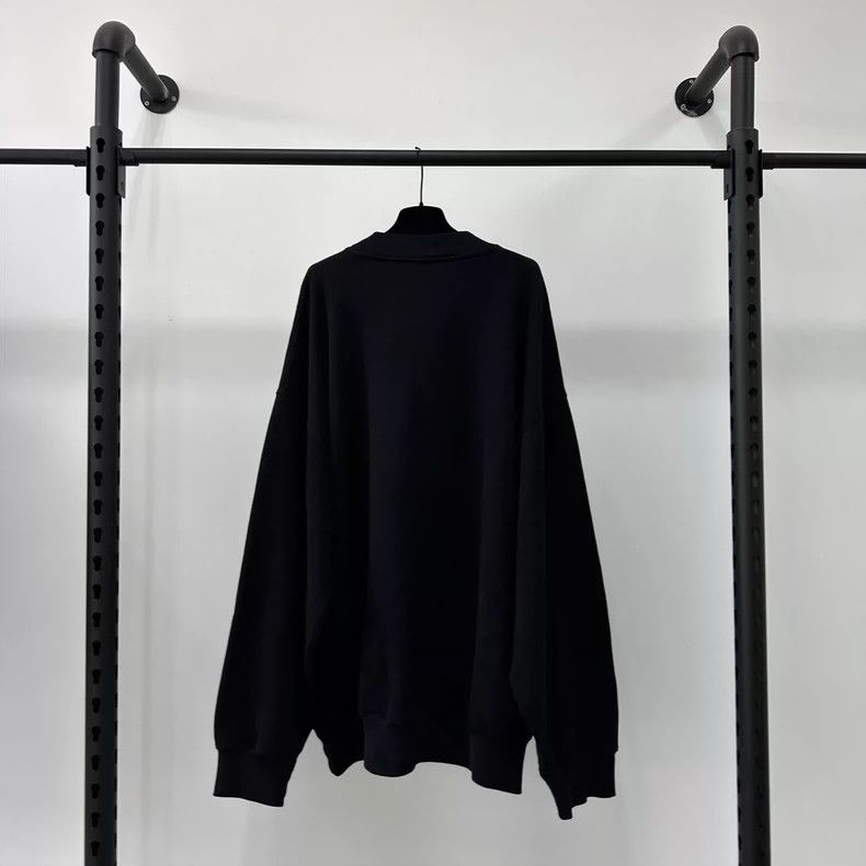 Balenciaga Balenciaga FW21 Sporty B Manchester United embroidered logo Size US M / EU 48-50 / 2 - 2 Thumbnail