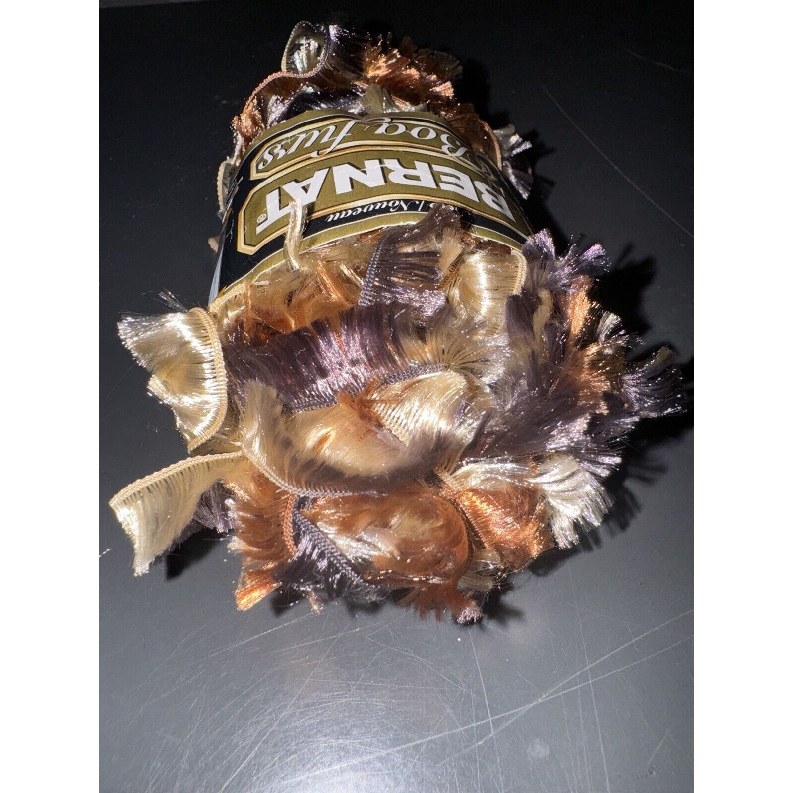Other Bernat Boa Fur Yarn Racoon SKEIN 1.75 Oz Browns Black Eyelas Size ONE SIZE - 8 Thumbnail