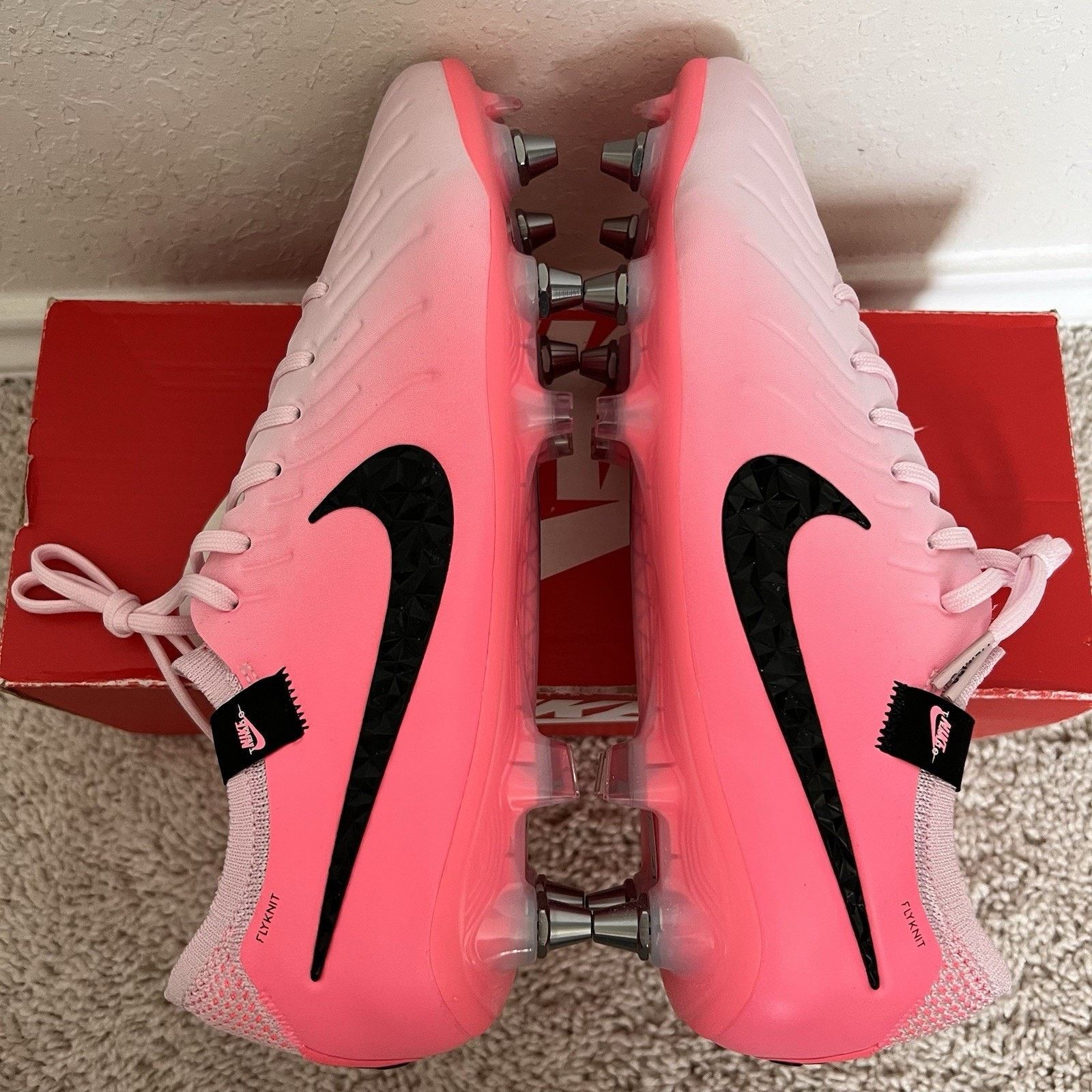 Nike Nike Legend 10 Elite SG Pro ACC Size 7 Pink Cleats New Size US 7 / EU 40 - 7 Thumbnail