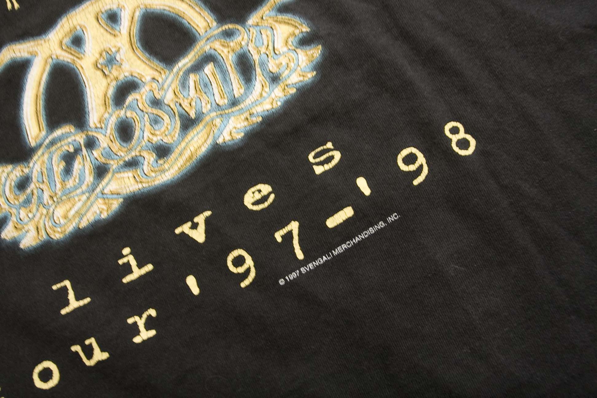 Vintage Aerosmith T Shirt Nine Live Tour 1997 Size L Vintage Size US L / EU 52-54 / 3 - 7 Thumbnail
