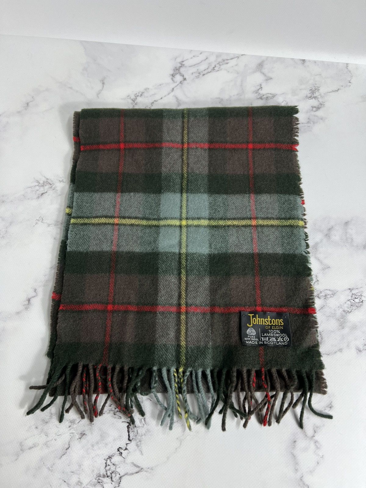 Johnstons Of Elgin Vintage rare Johnstons Of Elgin Scotland Lambswool Scarf Size ONE SIZE - 1 Thumbnail
