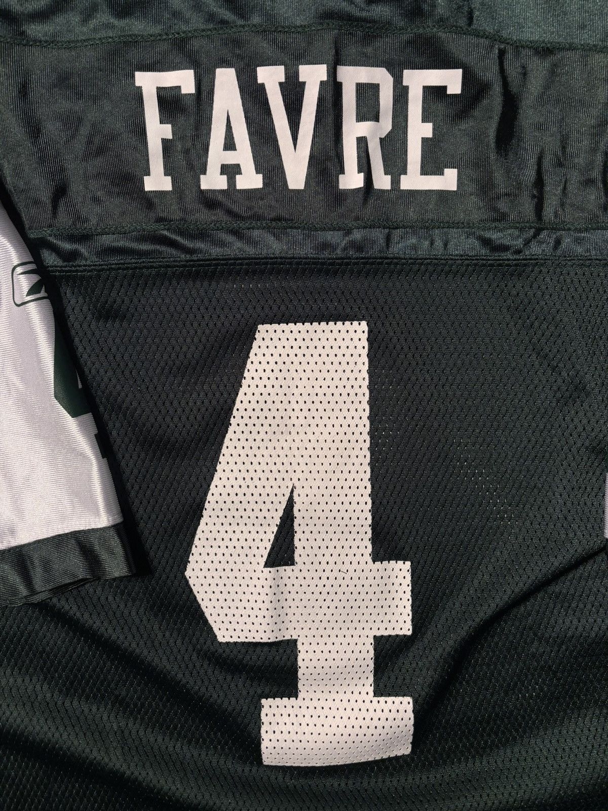 NFL Reebok On Field New York Jets Brett Favre #4 NFL Jersey XL Size US XL / EU 56 / 4 - 10 Thumbnail