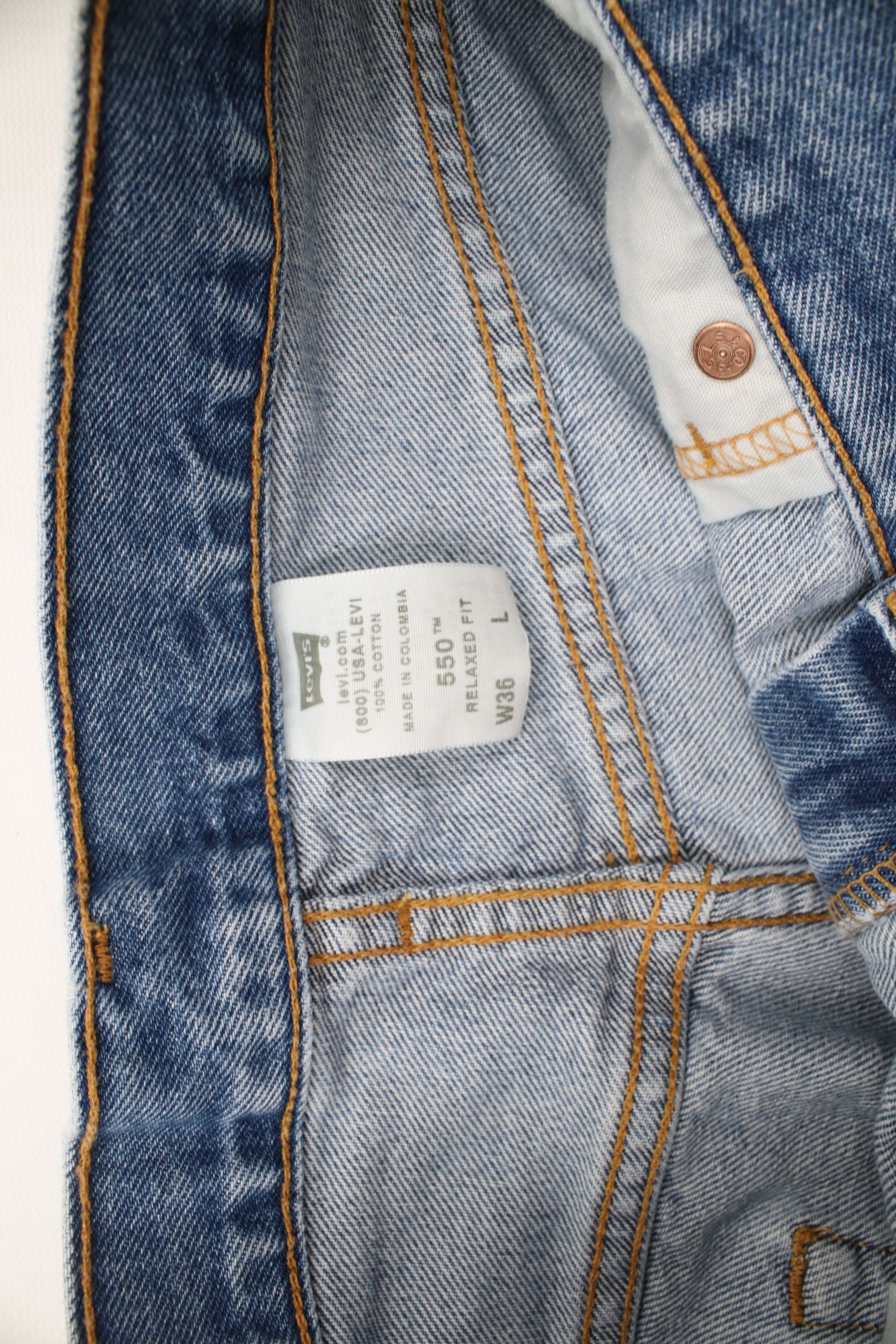 Levi's × Vintage Vintage Y2K 2003 Levis 550 Fit Denim Jean Shorts Jorts Size US 36 / EU 52 - 7 Thumbnail
