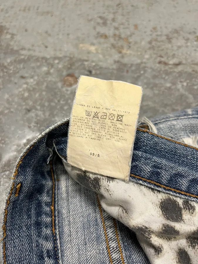 Just Cavalli SS2007 Cavalli Blue Distressed Tiger Denim Jeans Size US 32 / EU 48 - 14 Thumbnail
