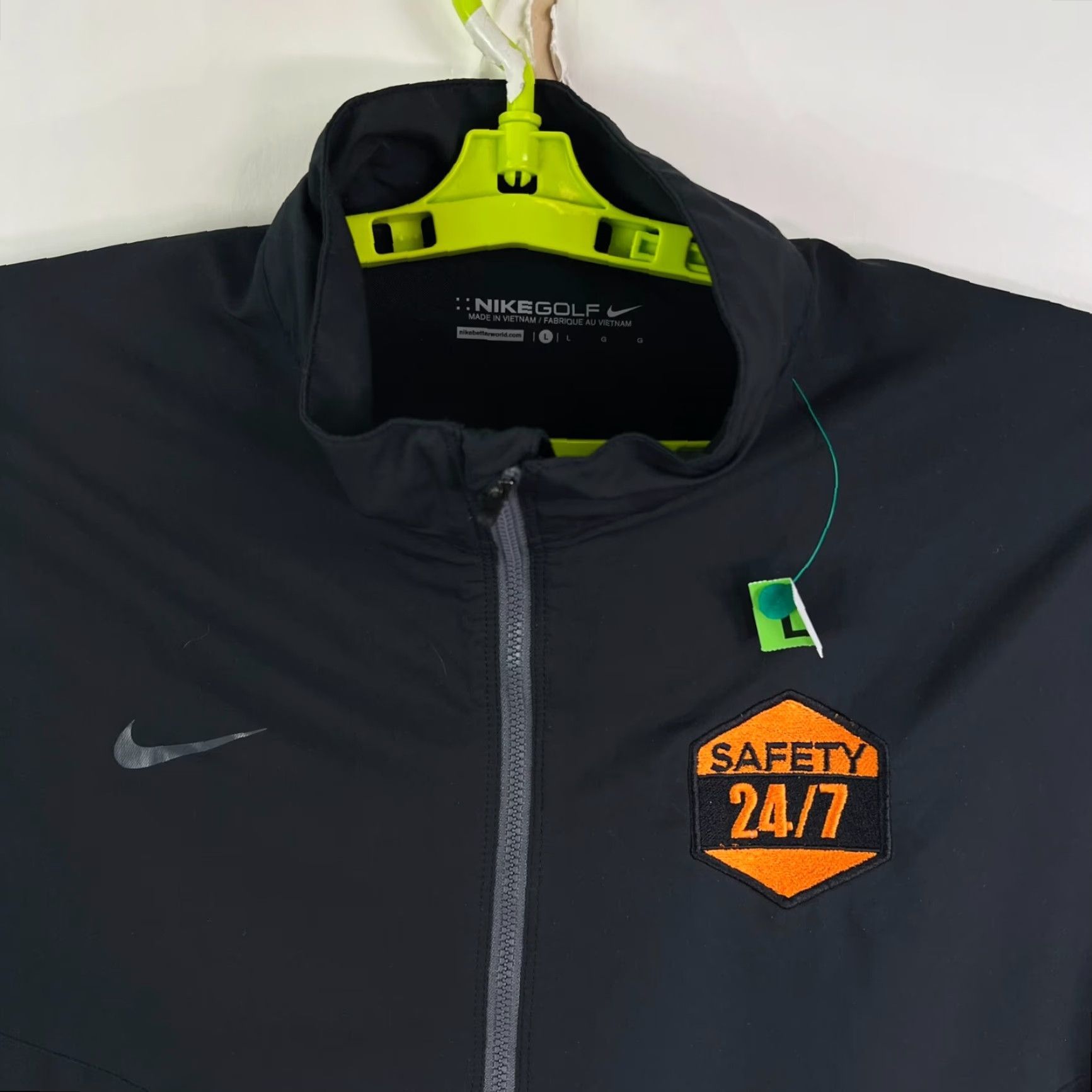 Nike Nike Golf Dri Fit Long Sleeve 1/4 Zip Jacket Men L Black Golf Nike Dri-Fit Mid-Length Solid Long Sleeve Pullover Jacket Mens 24/7 Size US L / EU 52-54 / 3 - 4 Thumbnail