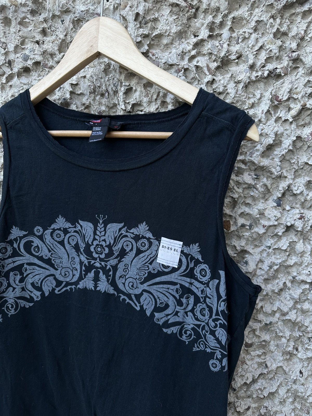 Diesel Vintage 2000s Diesel tank top tee t-shirt Size US L / EU 52-54 / 3 - 3 Thumbnail