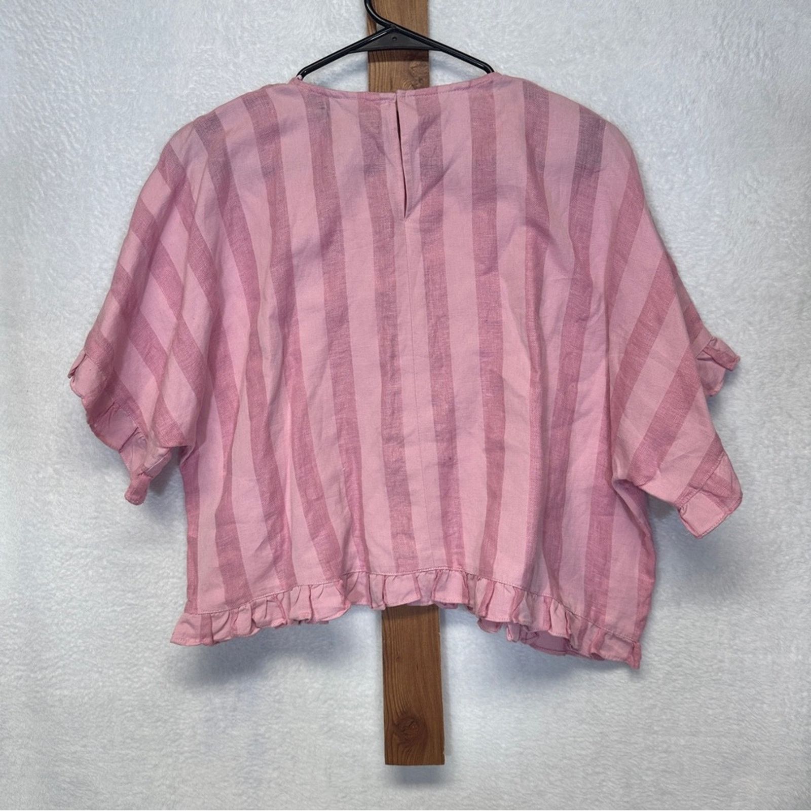 Zara Zara Pink Striped Short Sleeve Ruffle Top Size S Size S / US 4 / IT 40 - 4 Thumbnail
