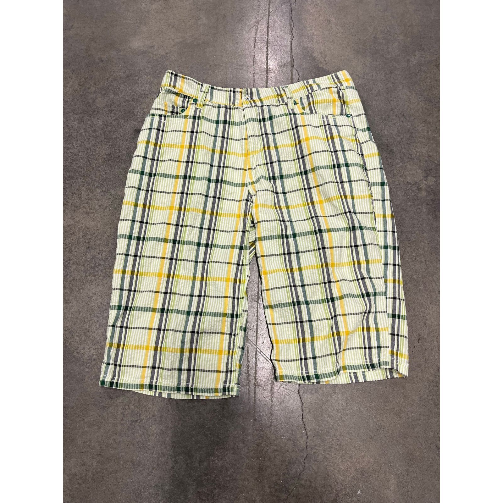 Pepe Jeans Pepe Jeans London Mens 38 Shorts Plaid 15” Inseam Size US 38 / EU 54 - 1 Thumbnail