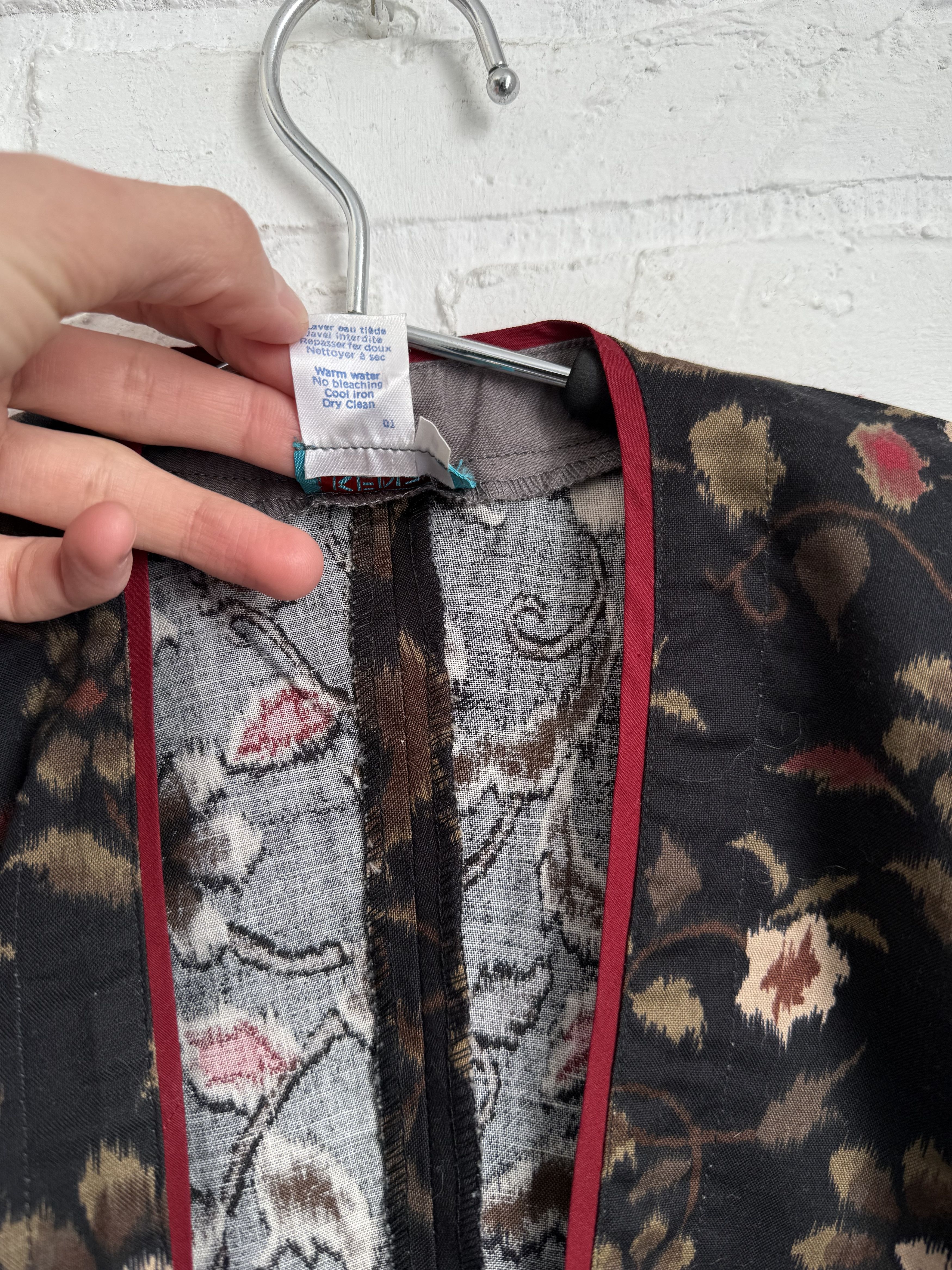 Kenzo Vintage 90s Kenzo Paris Floral Tapestry Jacket Kimono Size S / US 4 / IT 40 - 7 Thumbnail