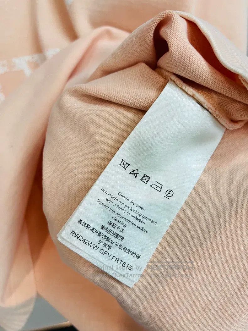 Louis Vuitton Louis Vuitton Light orange logo short sleeve Size US M / EU 48-50 / 2 - 3 Thumbnail
