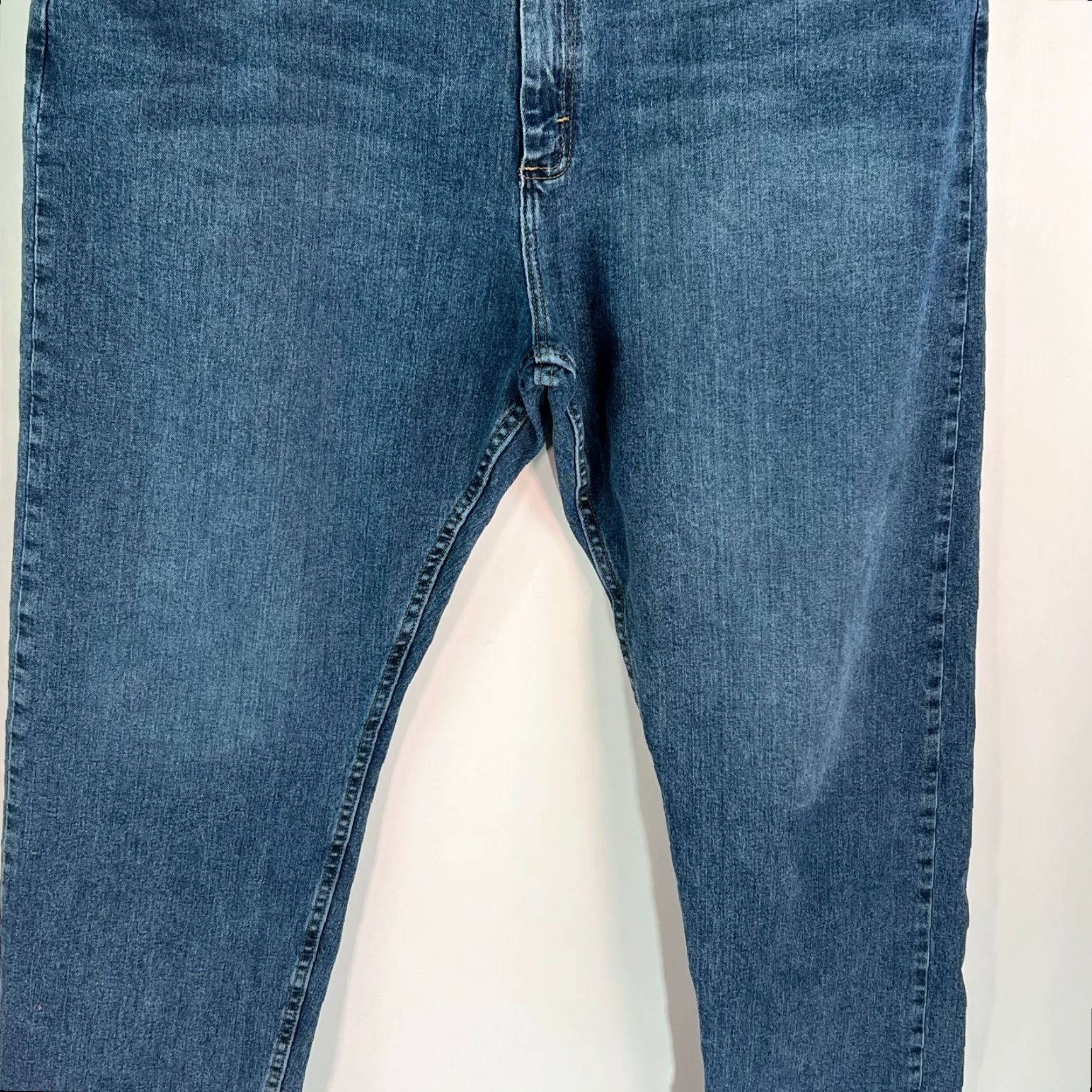 Wrangler Wrangler Jeans Mens Denim Flat Front Straight Blue Size 42 X 30 Regular 5 Pocket Belt Loops Size US 42 / EU 58 - 5 Thumbnail