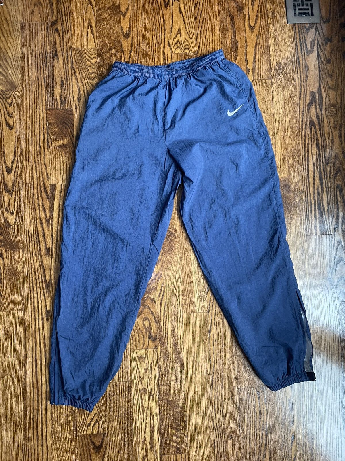 Nike Vintage Nike Cotton Lined Nylon Sweatpants XL Size US 33 - 1 Thumbnail