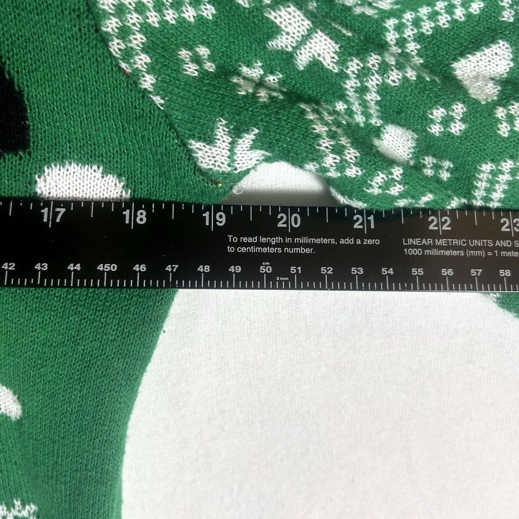 Vintage Ugly Christmas Sweater Womens XL Red Elf Santa Claus Well Worn Holiday Reindeer Blacked? Size XL / US 12-14 / IT 48-50 - 6 Thumbnail