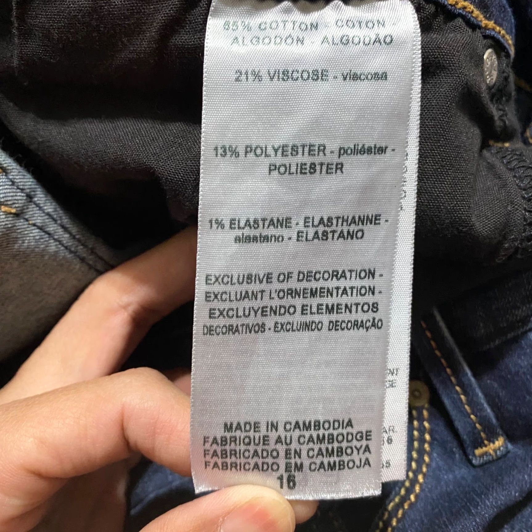 Denizen DENIZEN Jeans Womens 16 Blue Denim Dark Wash Cropped Mid Rise 5-Pocket Regular Stretch Distressed Casual Womens Jeans Size 38" / US 16 / IT 52 - 4 Thumbnail