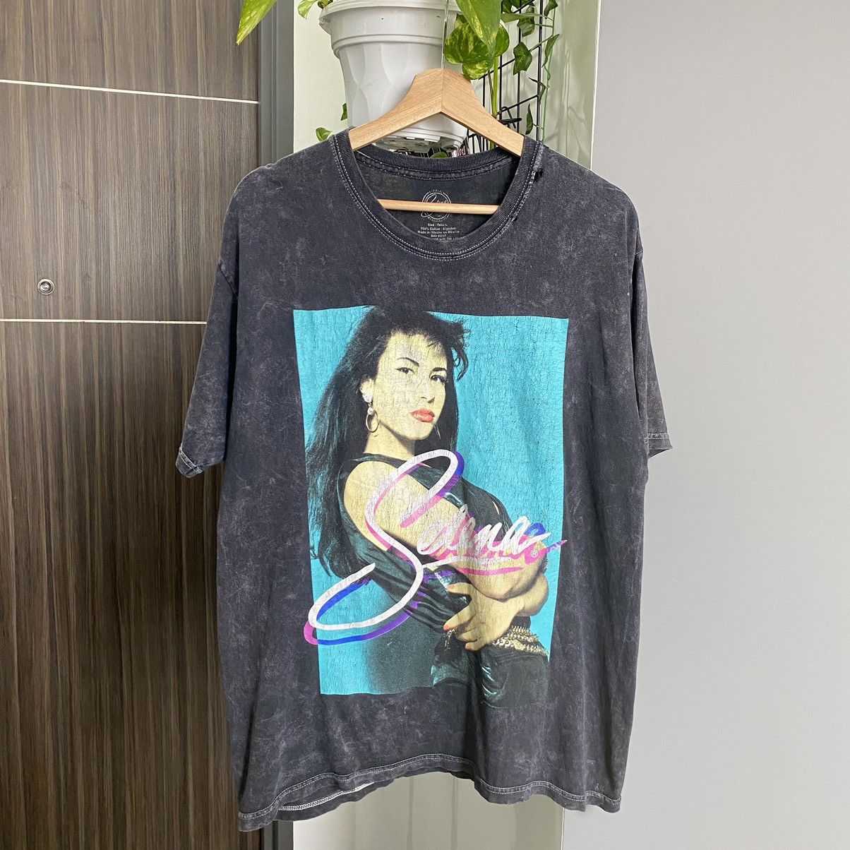 Thrashed Faded Selena Quintanilla Perez American Singer Tee