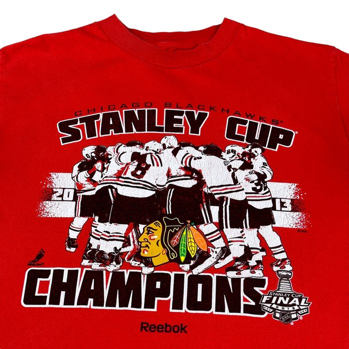 Reebok 2013 Stanley Cup Champion Chicago Blackhawks Tee Shirt - Mens