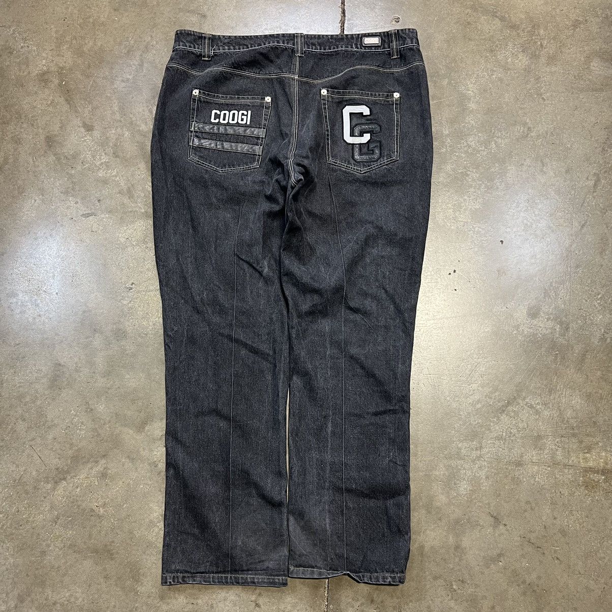 Vintage Y2K Coogi Denim Jeans Baggy Embroidered Pocket Skate