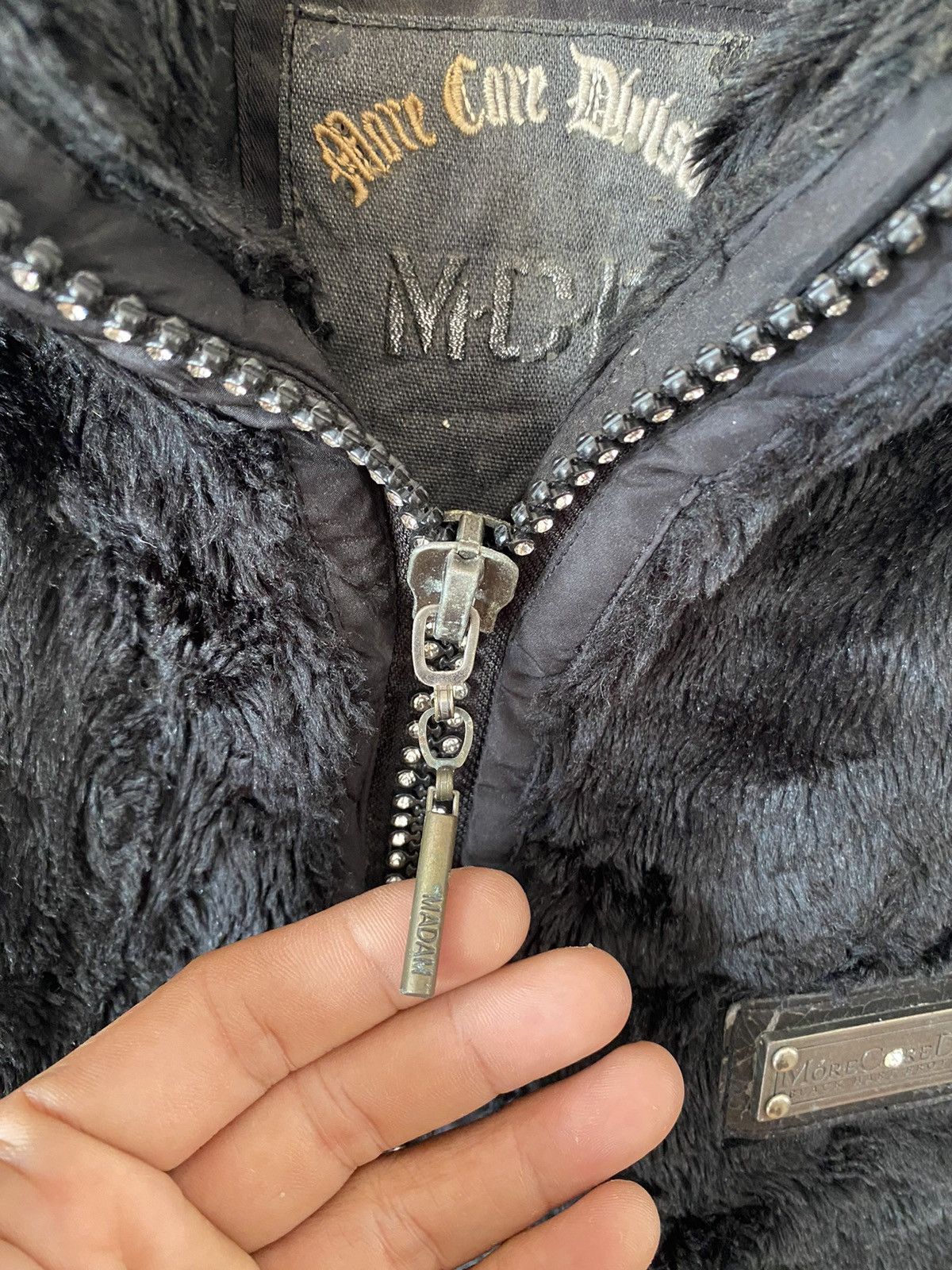 Hysteric Glamour MCD More Core Division Zip Y2k Fur Hoodie i6w9 LGB style Size US M / EU 48-50 / 2 - 7 Thumbnail