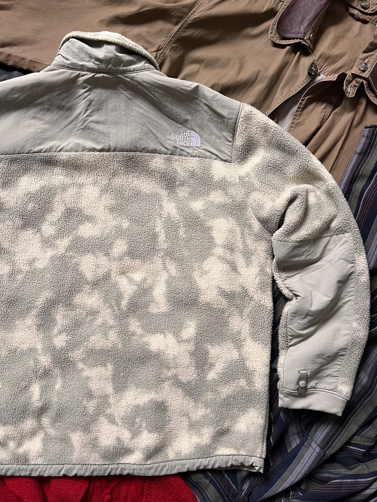 The North Face The North Face Denali 2 Gravel Retro Dye Print Fleece Jacket Size XL / US 12-14 / IT 48-50 - 5 Thumbnail
