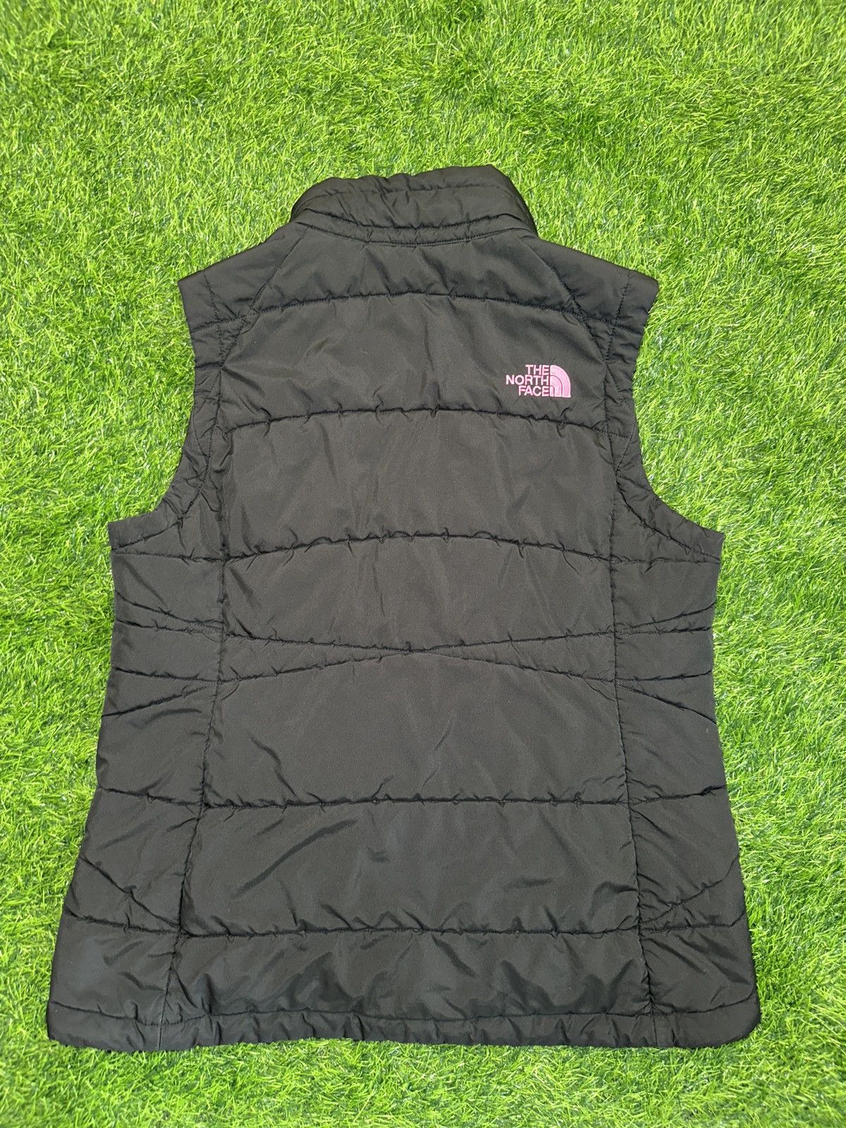 The North Face Tnf the north face breast aweareness cancer vest size Large Size L / US 10 / IT 46 - 2 Thumbnail